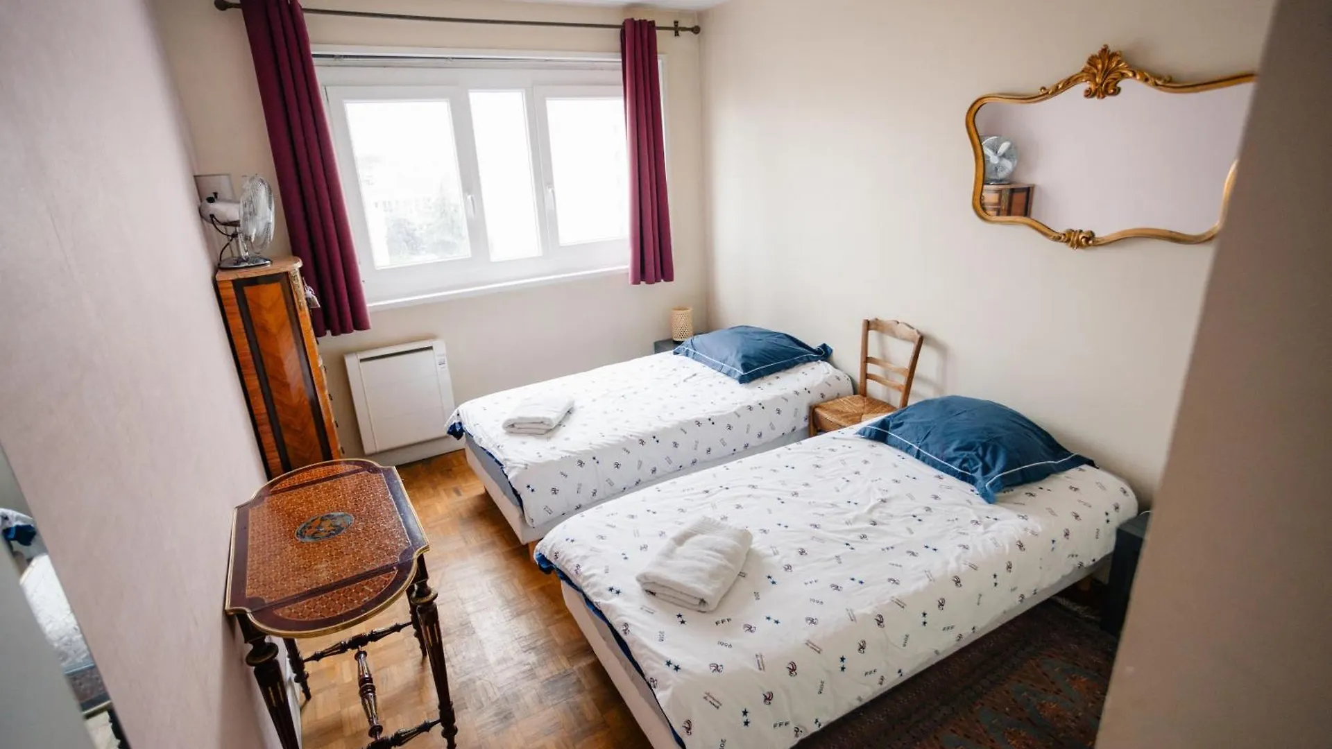 The Cosy Eiffel Apartment Paris